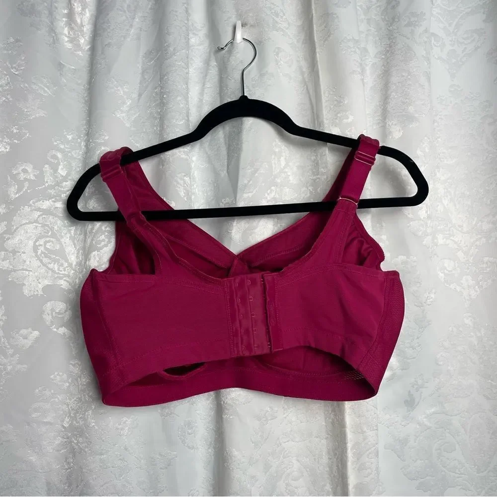 Glamorize MagicLift Seamless Wire-Free Sports‎ Bra